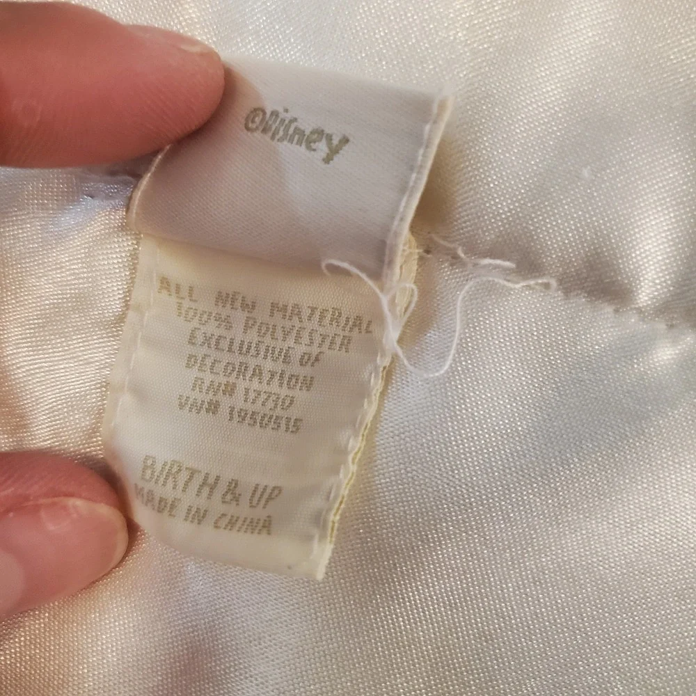 Classic Winnie The Pooh Cream Ivory Ecru Deep Plush Baby Blanket Satin Patch